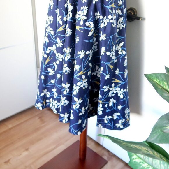 Floral Blue Midi Dress - Picture 15 of 16